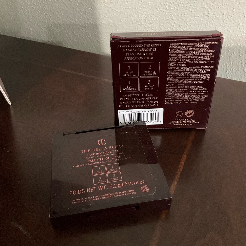 Charlottes Tilbury Luxury Eye Shadow Palette - Picture 3 of 5